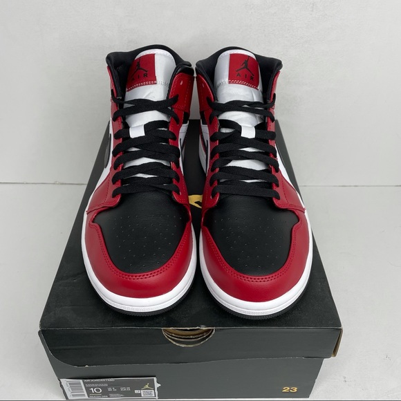 Nike Air Jordan 1 Retro Mid “Chicago Black Toe” - Picture 2 of 4